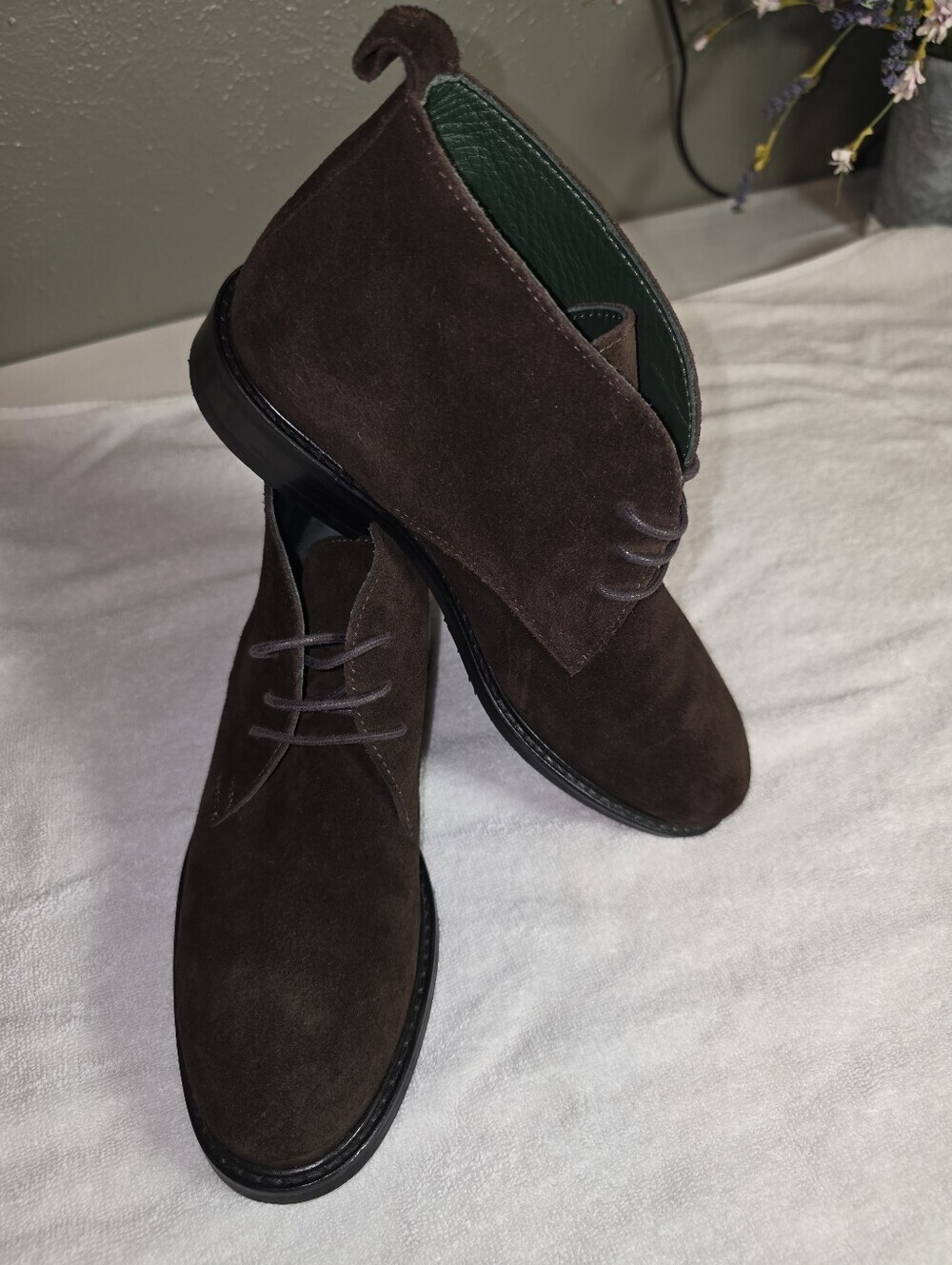 George Hogg Women’s Brown Suede Chukka Boots Lace Up Ankle Size 39 US 8.5